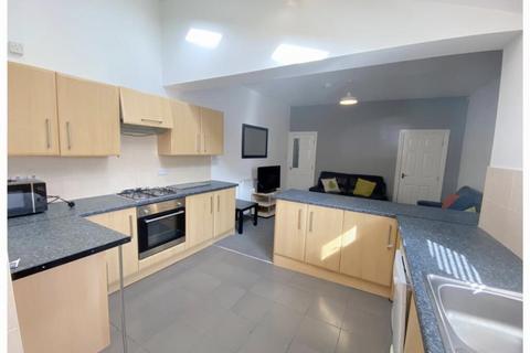 5 bedroom terraced house to rent, Neill Road, Sheffield S11