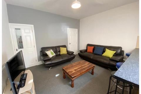5 bedroom terraced house to rent, Neill Road, Sheffield S11