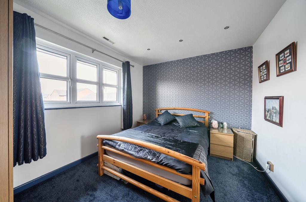 1424645-23-69af15...