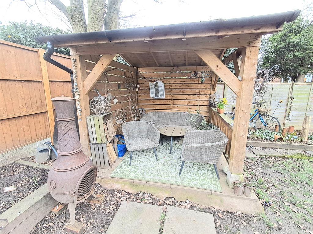 Garden Feature