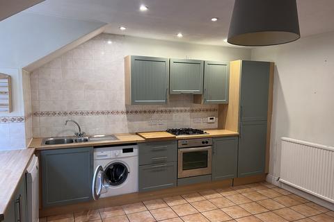 3 bedroom flat to rent, Atholl Street, Dunkeld, PH8