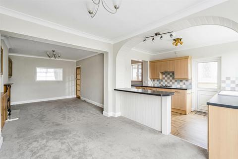 undefined, Queen Mary Avenue, Morden SM4