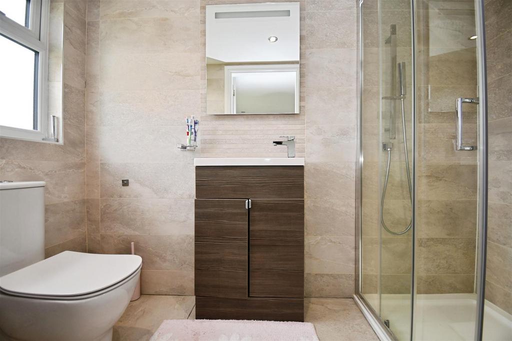 Bedroom one en-suite