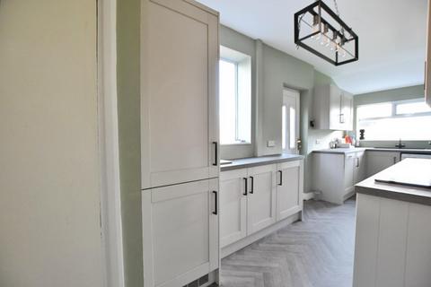 3 bedroom semi-detached house for sale, Rochdale Road, Scunthorpe, Lincolnshire
