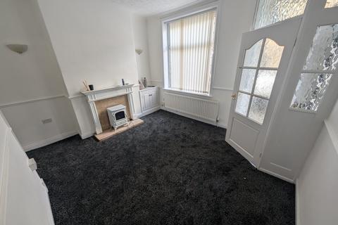 2 bedroom terraced house to rent, Granville St, Briercliffe