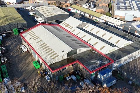 Warehouse to rent, Tolpits Ln Watford WD18 9QP