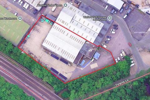 Warehouse to rent, Tolpits Ln Watford WD18 9QP