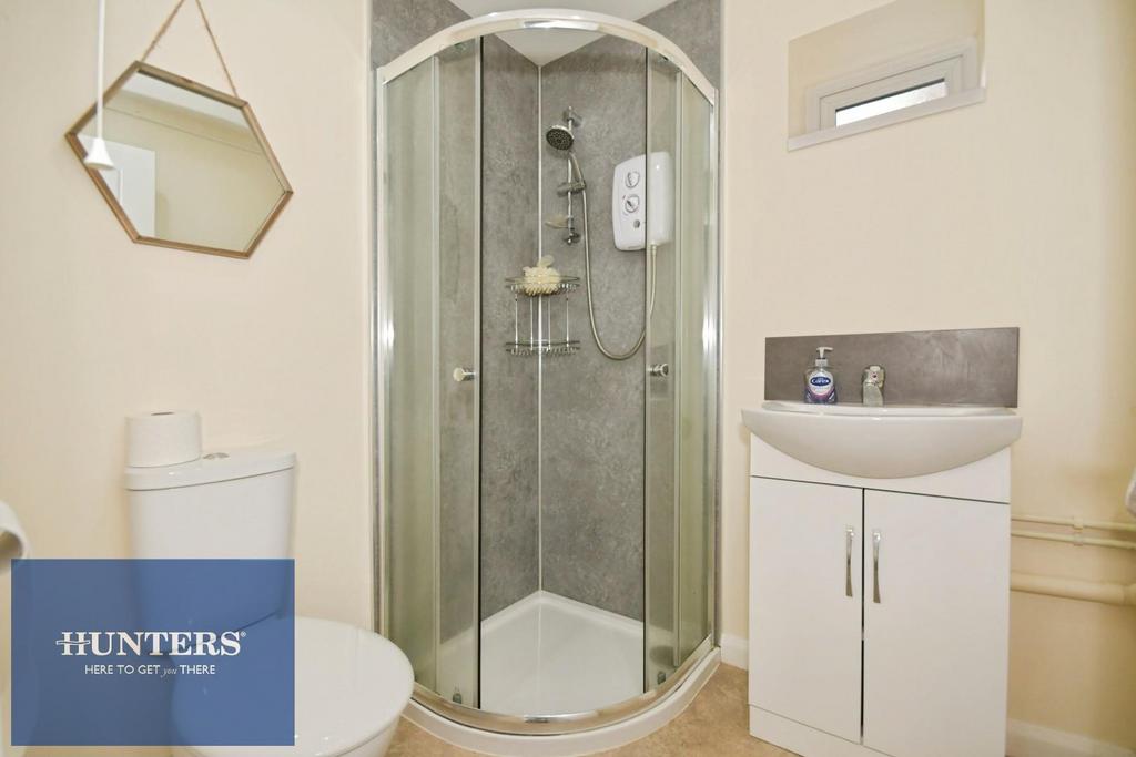 ANNEX SHOWER ROOM.jpg