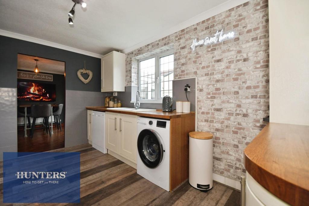 KITCHEN 04.jpg