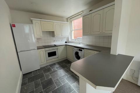 2 bedroom apartment to rent, Linnet Lane, Liverpool, L17