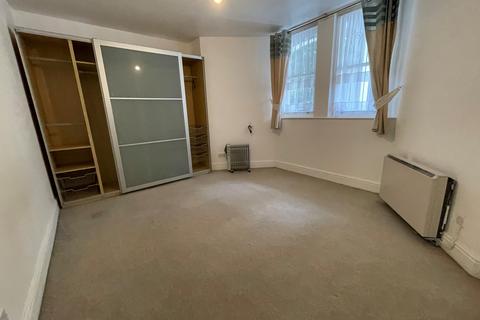 2 bedroom apartment to rent, Linnet Lane, Liverpool, L17
