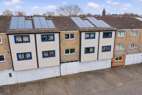 2 bedroom terraced house for sale, Cleveland Close, Nottingham