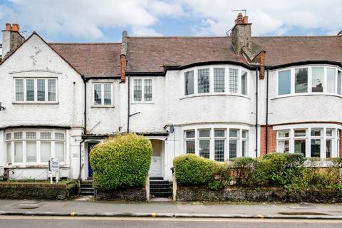 2 bedroom flat to rent, Muswell Hill Broadway London N10