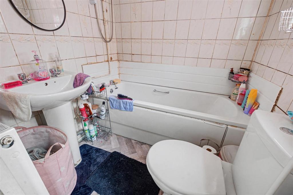 Bathroom.jpeg