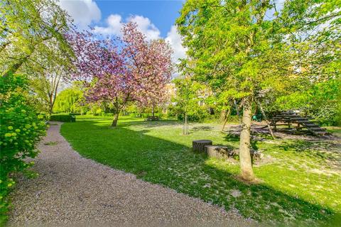 1 bedroom flat for sale, Clarendon Road, London W11