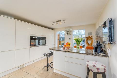 undefined, Cherry Close, Evesham WR11