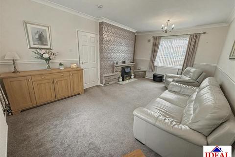 3 bedroom semi-detached house for sale, South Street, Highfields, Doncaster