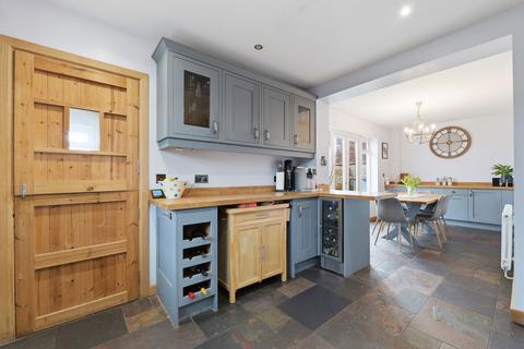 4 bedroom detached house for sale, Kents Lane, Stratford-upon-avon CV37