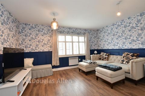 2 bedroom apartment for sale, Victoria Court, Stanford-Le-Hope SS17