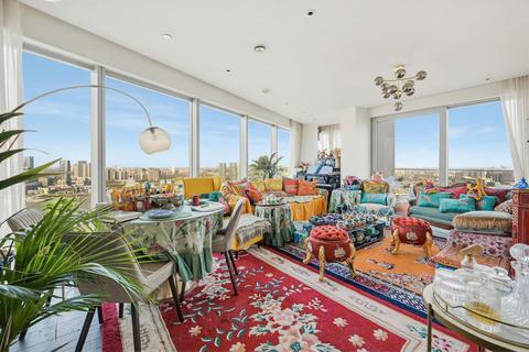 3 bedroom apartment for sale, 10 Cutter Lane, London, SE10