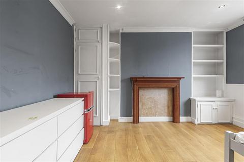 3 bedroom block of apartments to rent, Fulham Palace Road, SW6