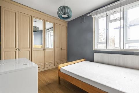 3 bedroom block of apartments to rent, Fulham Palace Road, SW6