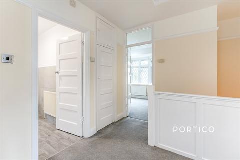 2 bedroom flat to rent, Chase Road, N14