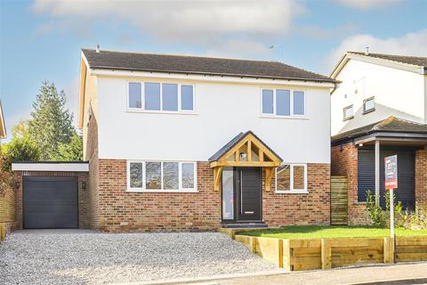 4 bedroom detached house for sale - The Spinney, Broxbourne, Hertfordshire