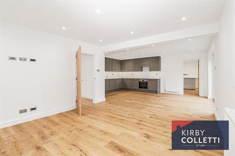 undefined, The Spinney, Broxbourne, Hertfordshire