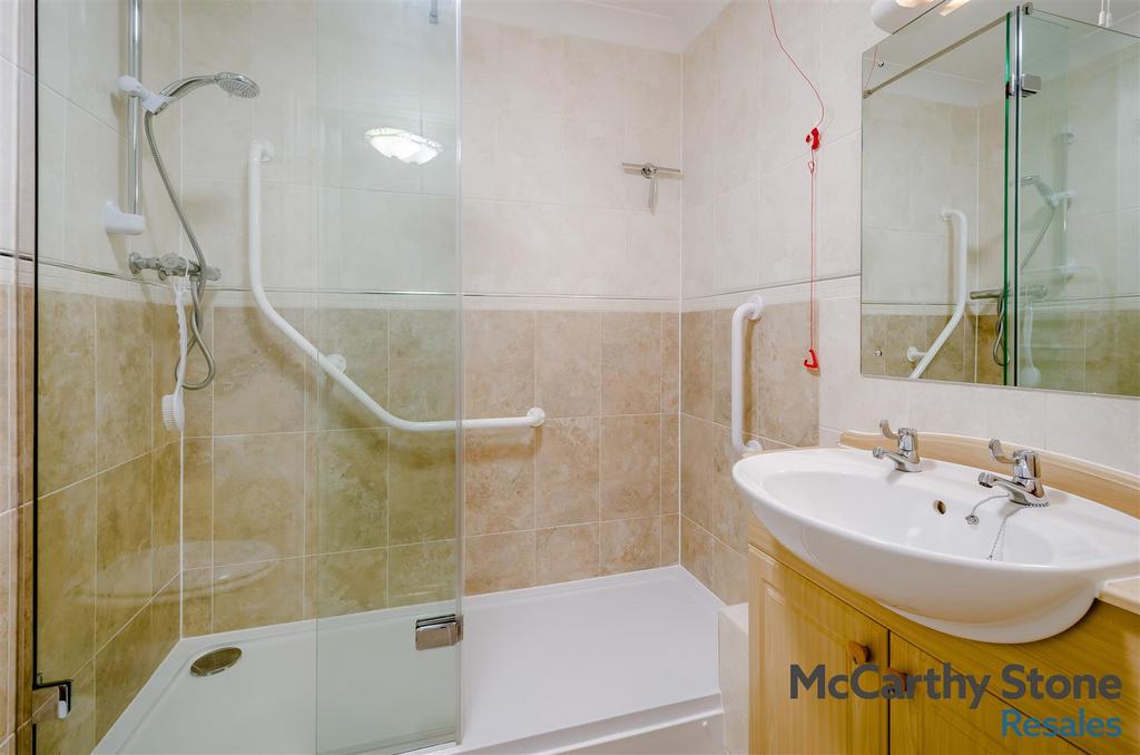 8680904-interior10.jpg