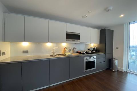 3 bedroom apartment to rent, Maine Tower, Harbour Way, E14