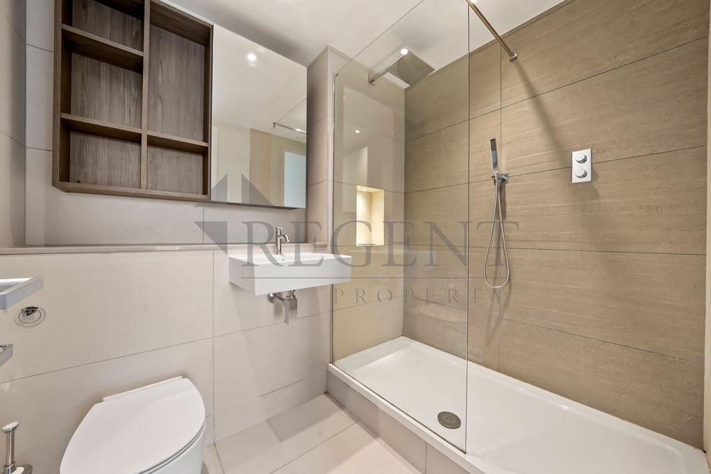 Main ensuite