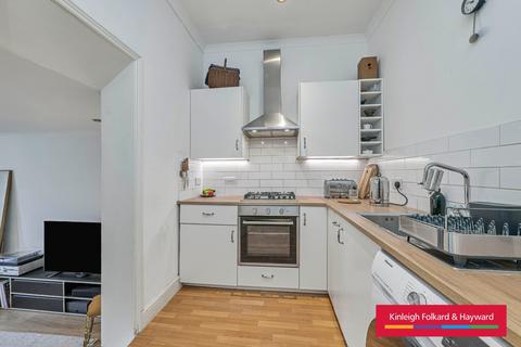 2 bedroom flat to rent, Tressillian Road, Brockley, London, SE4