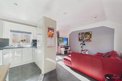 1 bedroom end of terrace house for sale, Anchor Village, Pasture Road, North Lincolnshire DN18
