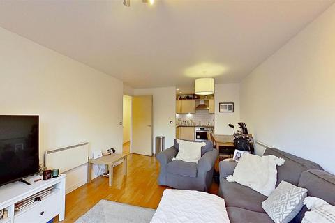 2 bedroom flat to rent, Voltaire Buildings Garratt Lane Earlsfield