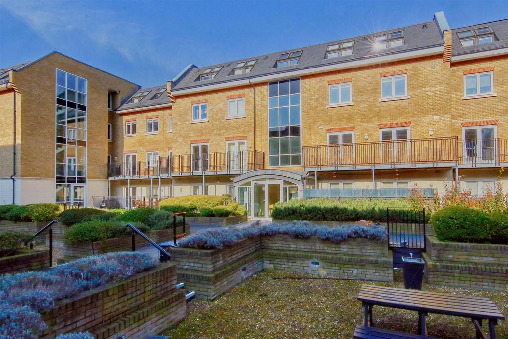 10 voltaire buildings  garratt lane image1 19941 4
