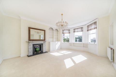 undefined, Upper Sunbury Road, Hampton TW12