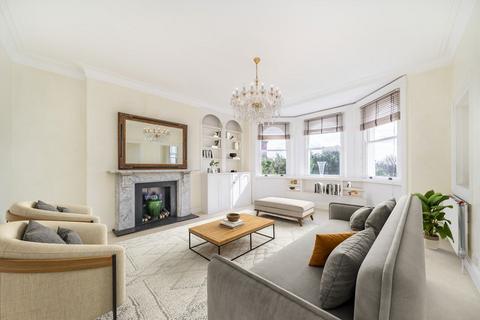 undefined, Upper Sunbury Road, Hampton TW12