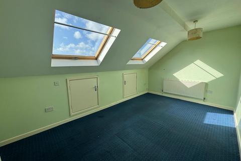 1 bedroom flat to rent, Compact 1 Bed, Green Lane, Dagenham, RM8