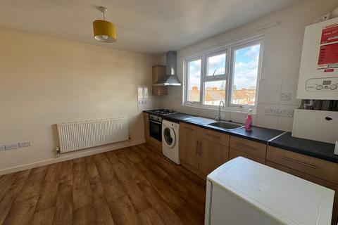 1 bedroom flat to rent, Compact 1 Bed, Green Lane, Dagenham, RM8