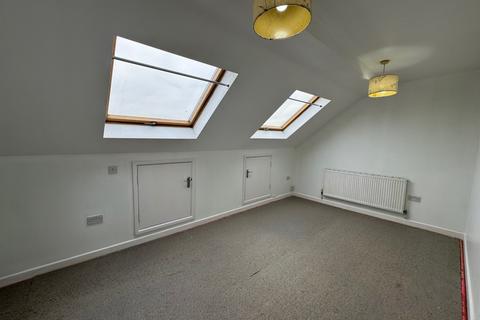 1 bedroom flat to rent, Compact 1 Bed, Green Lane, Dagenham, RM8
