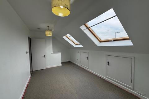 1 bedroom flat to rent, Compact 1 Bed, Green Lane, Dagenham, RM8