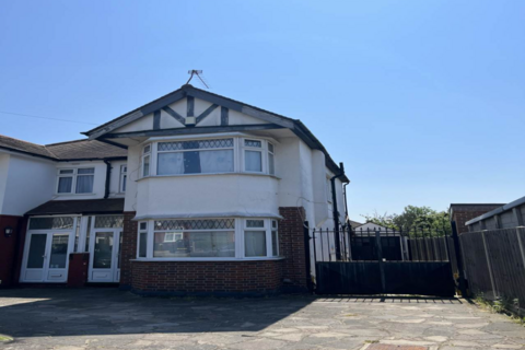 4 bedroom semi-detached house to rent, Ennerdale Avenue, Stanmore HA7