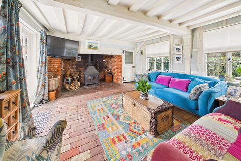 5 bedroom detached house for sale, Redenhall, Harleston