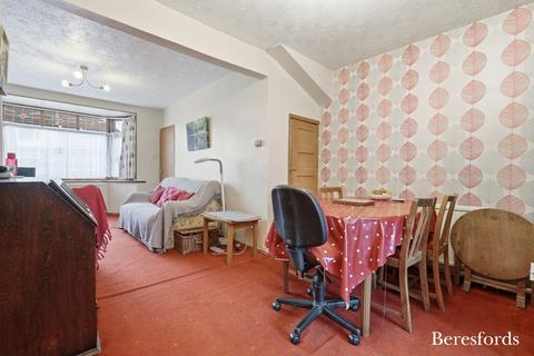undefined, Tennyson Road, Romford, RM3