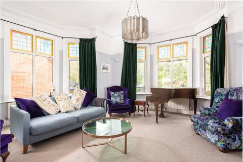 6 bedroom detached house for sale, Park Avenue, Bedford, Bedfordshire, MK40