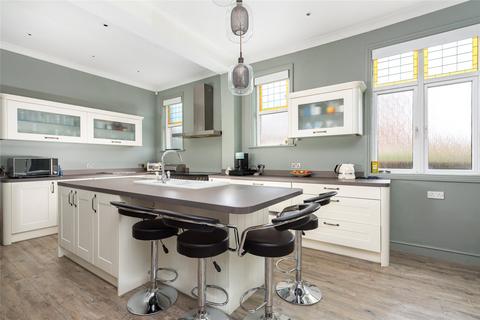6 bedroom detached house for sale, Park Avenue, Bedford, Bedfordshire, MK40