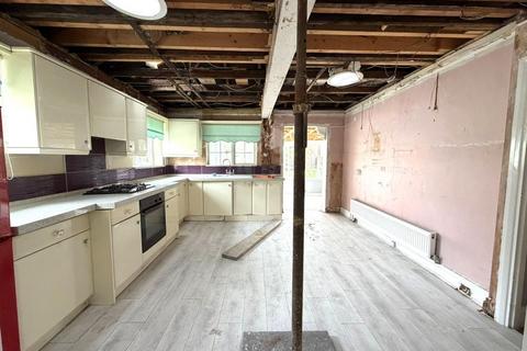 3 bedroom detached bungalow for sale, 8 Stanley Road, Hornchurch, RM12 4JN