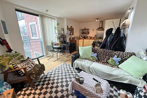 2 bedroom apartment for sale, City Point 2, 156 Chapel Street, Salford