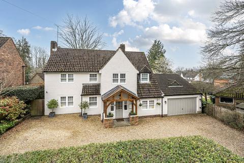 undefined, Brackendale Road, Surrey GU15